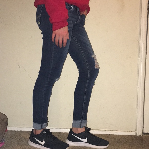 Jeans - Picture 3 of 4